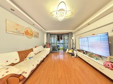 春申城四季苑中间层大3居独立客厅前后不临街