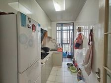 实用200平,电梯顶楼复式,诚意出售,价格看中再谈,看房方便