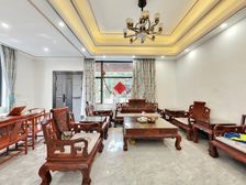 水韵蓝湾南区7室2厅此房为共4层联排别墅 一层地下室花园