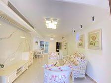 七色城邦精装南向看花园带8平方南向露台107方仅售55.8万