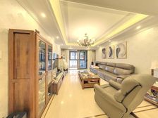 一梯一户的设计 景观小区的中心花园 软硬装全是进口配置