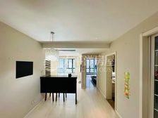 新出电梯小高层 带连体阳台 不靠轻轨 中央空调加地暖 有钥匙