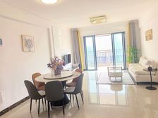 南方花园靓靓楼层,123平方3房2厅,带装修南向直接可以入住