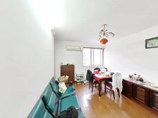 附送面积多-露台房+专属委托房源+一梯两户+税费少+诚意出售