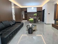 劳动大厦靠江边公园(41万四房)送车位,送全屋家私家电