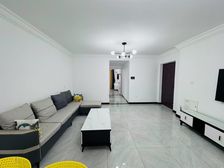 醉白池地铁站次新房 花园洋房 精装修 凤凰楼层 带车位