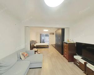 洋泾·泾华新村·1室·1厅