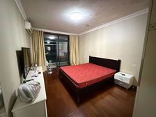 现浇房3楼 老城核心地段 期中 独门独户 户型方正 诚售