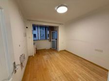 专属委托!满5年楼层好,全新装修,地铁口房,诚意出售价格好谈