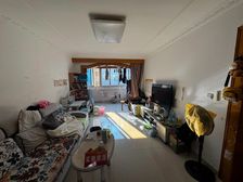 出门就是地铁口 送十平车库 多层三楼看房随时 诚心出售价好谈