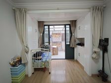 专属委托!南京西路商圈 一楼双南双天井 实际可达110平