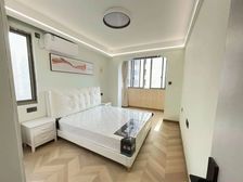 被问爆了的,电梯两房,视野好到爆炸,边套全明,看房方便