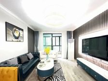 已买急售!附赠地下产权车位!低于市场价一佰万!精装修全送!