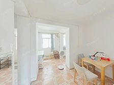 海院小区 1室1厅1卫 精装修 242万元