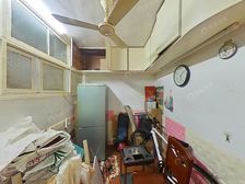 凌四小区 2室1厅1卫 简装修 260万元 54.1平米