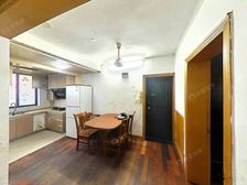 30㎡大大大院子,种花养草,养猫喂狗,小区当中位置,价可谈