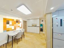 新出,精装2房+业主出国诚心出售+一梯两户动静分离+看房有钥