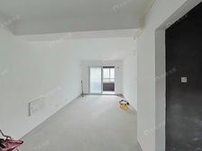 小区花园位置,前后无遮挡,清水毛坯 好装修,看房方便,有钥匙