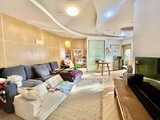 老静安区, 朝南一室户,带阳台阳光充足,得房率高,有车位