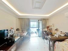 多年未出的经典两房诚意 三开间朝南阳光刺眼