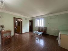 南京西路电梯一房一厅南北通透全明全亮各付税费随时可看房