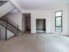 常州新北大名城别墅 618平毛坯5室 满五858万