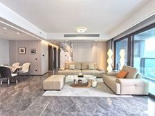 弹子石 长嘉汇朗峯北区三房350万