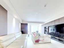 程娟 精选光谷好房 琨瑜府三期 4室2厅 186.67平