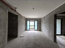 房主出售鲁能星城外滩 132万 3室2厅2卫 普通装修,潜力