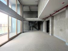 底价出售,中国铁建西派城 366万 5室2厅4卫 普通装修,