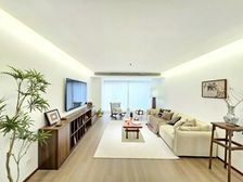 电梯房! 实拍,精致家装,拎包入住,正对花园位置,看房随时