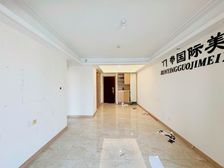 世茂天城 3室2厅1卫 精装修 125万元