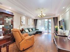 总价低,房龄新,户型方正,有产权车位,屋况好