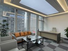 龙光世纪A座,140平3个隔间,带办公家具,拎包入驻