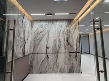 华丰城免租1个月免钟阶!费!免停车!118平豪装地铁口2隔间