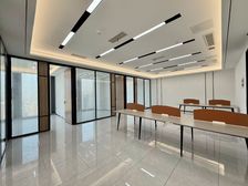 220平 地铁口 4个办公隔间 可配家具出租 华丰城 华润