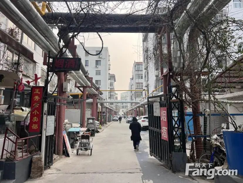 小区相关图