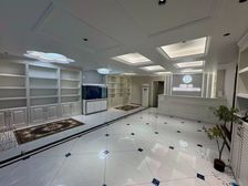 东盟商务区 麒麟商务大厦 320平美容办公场地招租 接待一体