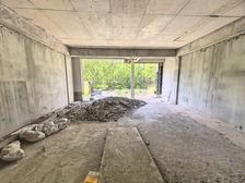 旗峰山下 高拓展面积 居于城市中心 守繁华 出行易