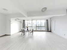 国际明佳城 5室2厅 202.35平