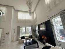 罗山绿洲位置还是位置,水岸码头大花园别墅