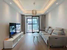 新出边套!精装三房 保养好 满二