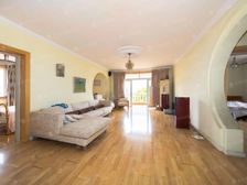 国亭花苑 顶楼送超大阁楼 六房 送露台 满五 看房有钥匙