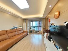 新上 换房急售 万科地铁站 两室 长阳