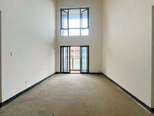 巴滨路地铁口!跃层大洋墅,2层楼使用面积150,住家安静