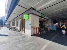 华强北 转角铺位 门面10米 燕南站地铁口50米距离