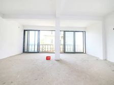 钥匙房出售!业主老诚心了,中叠墅,中海物业,容基率0.5