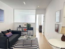 此房本月前业主必卖 出价就谈!全屋定制装修 中间楼层 有钥匙