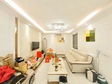 曹路 次新房 近地铁 产权清晰 装修好 南向采光好 出行方便