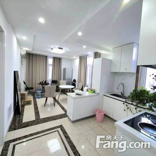  �θ�ׯС��һ����15������ȪӪ�����������޺�ש�����ݸ��� 